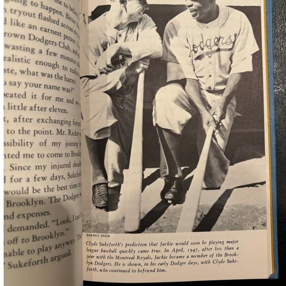 VTG 1965 Breakthrough to the Big League, the Story of Jackie Robinson, HC, VG - Picture 5 of 6